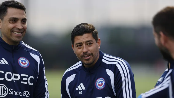 Gonzalo Jara junto a Nicolás Córdova en la Roja.