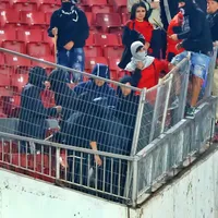 Graban salvaje pelea entre hinchas de Colo Colo en el Estadio Nacional