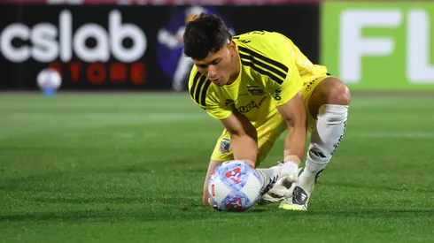 Eduardo Villanueva sacó aplausos en Colo Colo.