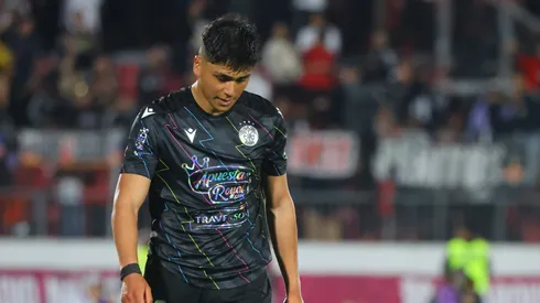 Damián Pizarro no tuvo una buena jornada contra Colo Colo y fue pifiado