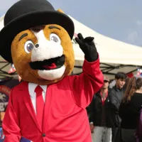 El Derby presenta elegante corpóreo para la carrera más importante