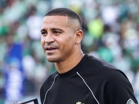 "Me hizo aburrir": Macnelly Torres destruye a DT campeón con Colo Colo