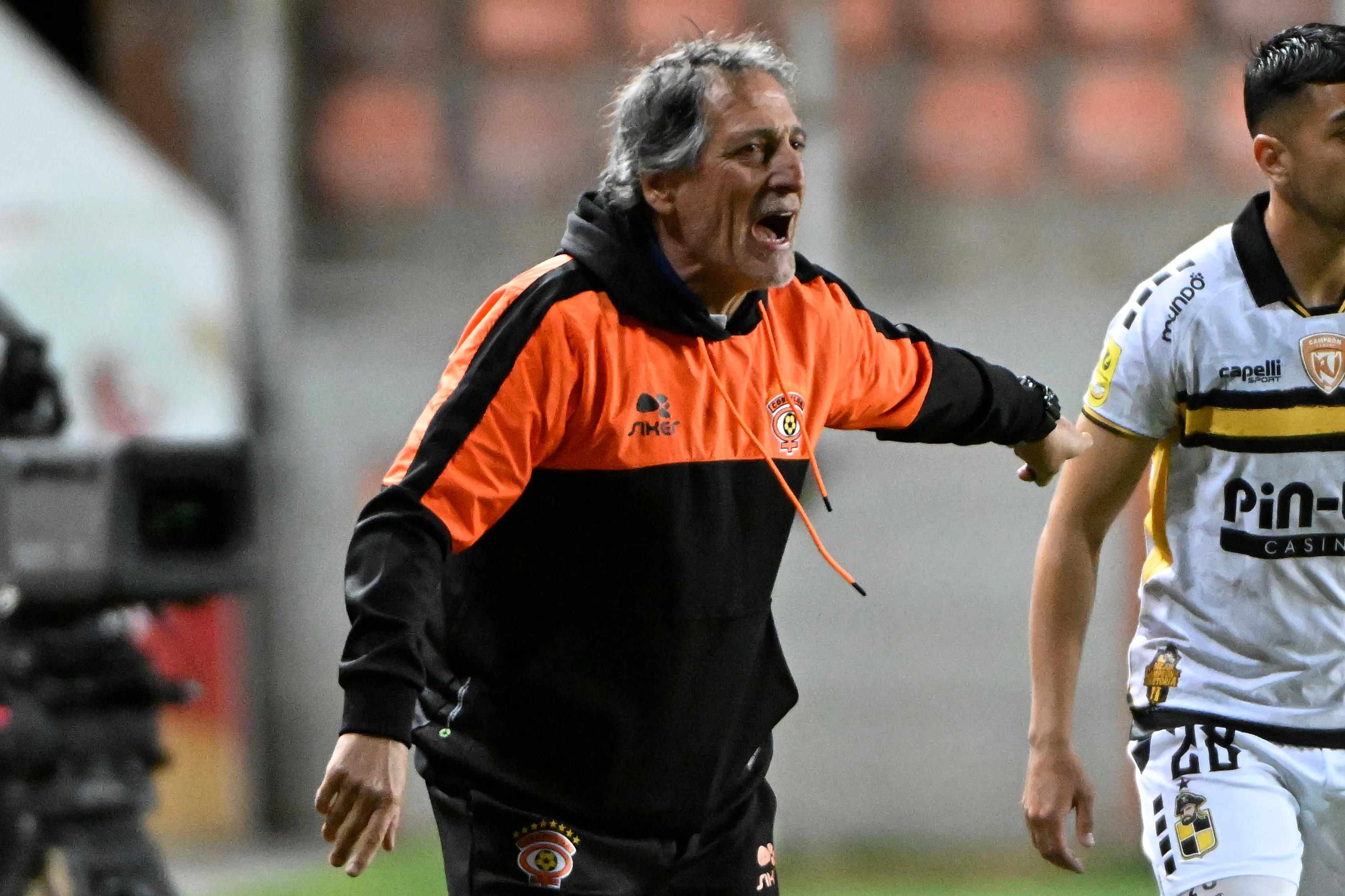 Mario Salas debutó en Cobreloa
