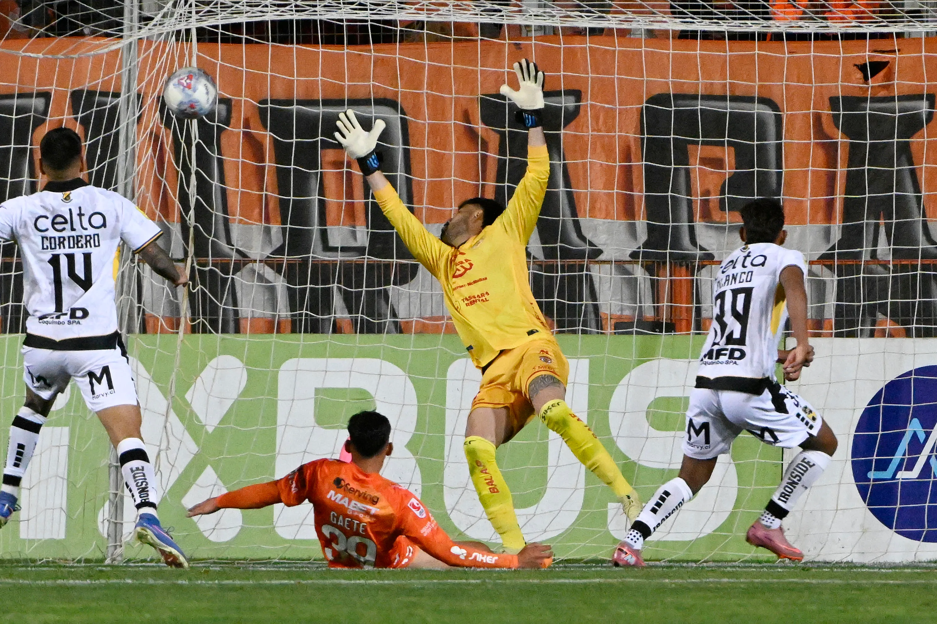 El gol de Ythans Blanco ante Cobreloa en Calama. (Pedro Tapia/Photosport).