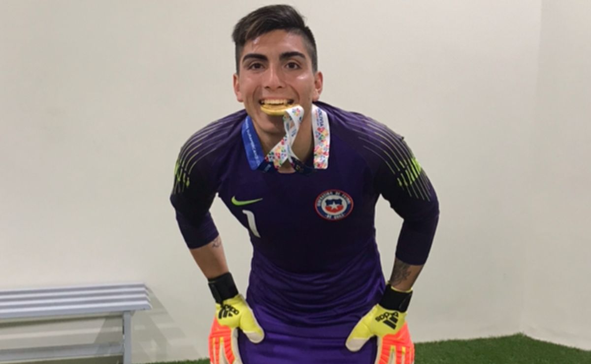 Ganó una medalla de oro con la Roja y fue figura en Deportes Puerto Montt por la Copa Chile