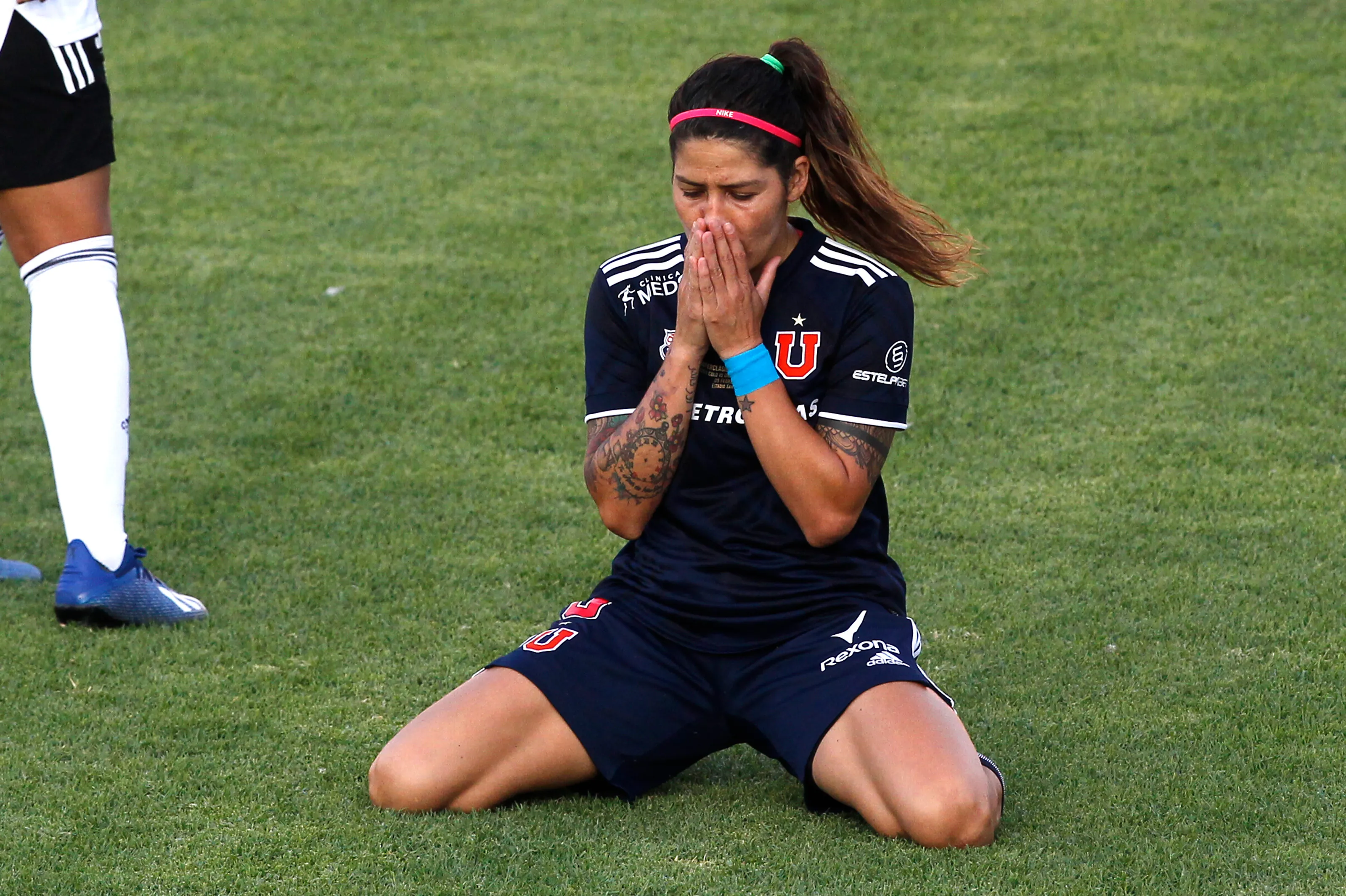 Carla Guerrero fue a la celebración de los 10 años de la Copa Libertadores de Colo Colo. Foto: Jonnathan Oyarzun/Photosport