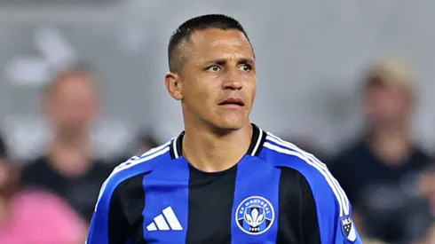 Alexis está comenzando a recibir críticas en Canadá.