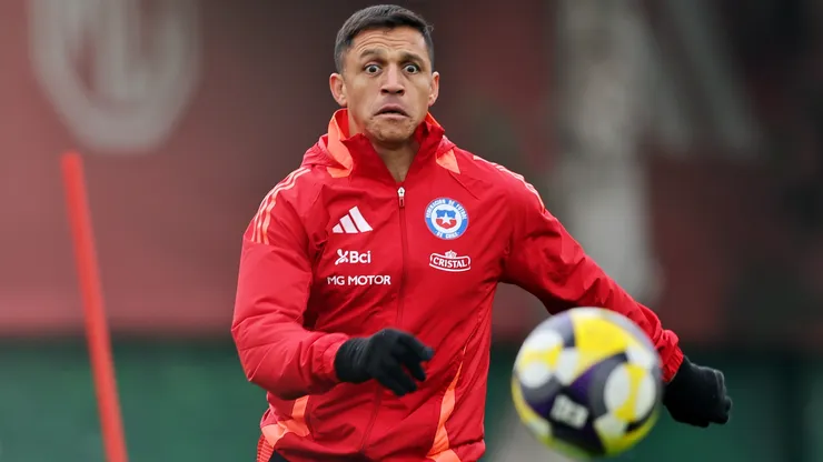 Alexis Sánchez vive fuerte impasse con dirigentes por la Selección Chilena.