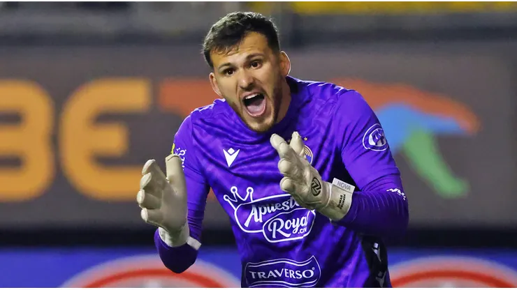 Ahumada irá a la banca esta noche ante Colo Colo.