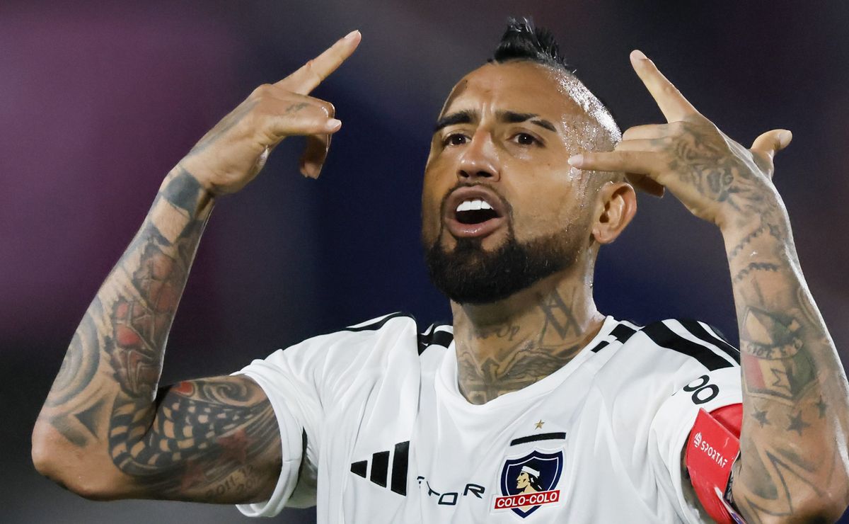 Vidal y su polémica renovación en Colo Colo: “Soy el mejor de Sudamérica, un jugador así no se puede poner inquieto”