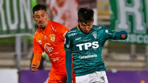 Cobreloa y Wanderers jugarán un duelo clave en la B este sábado.