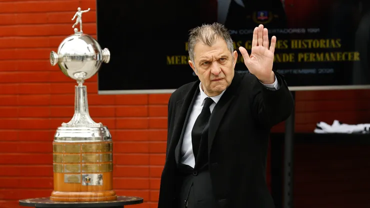 Aníbal Mosa niega conflicto en Colo Colo.