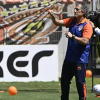 Salas festeja la agónica victoria de Cobreloa ante Wanderers