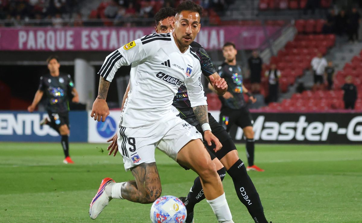 Cuatro bajas y un nuevo canterano: Fernando Ortiz sorprende con citación de Colo Colo para Copa Chile