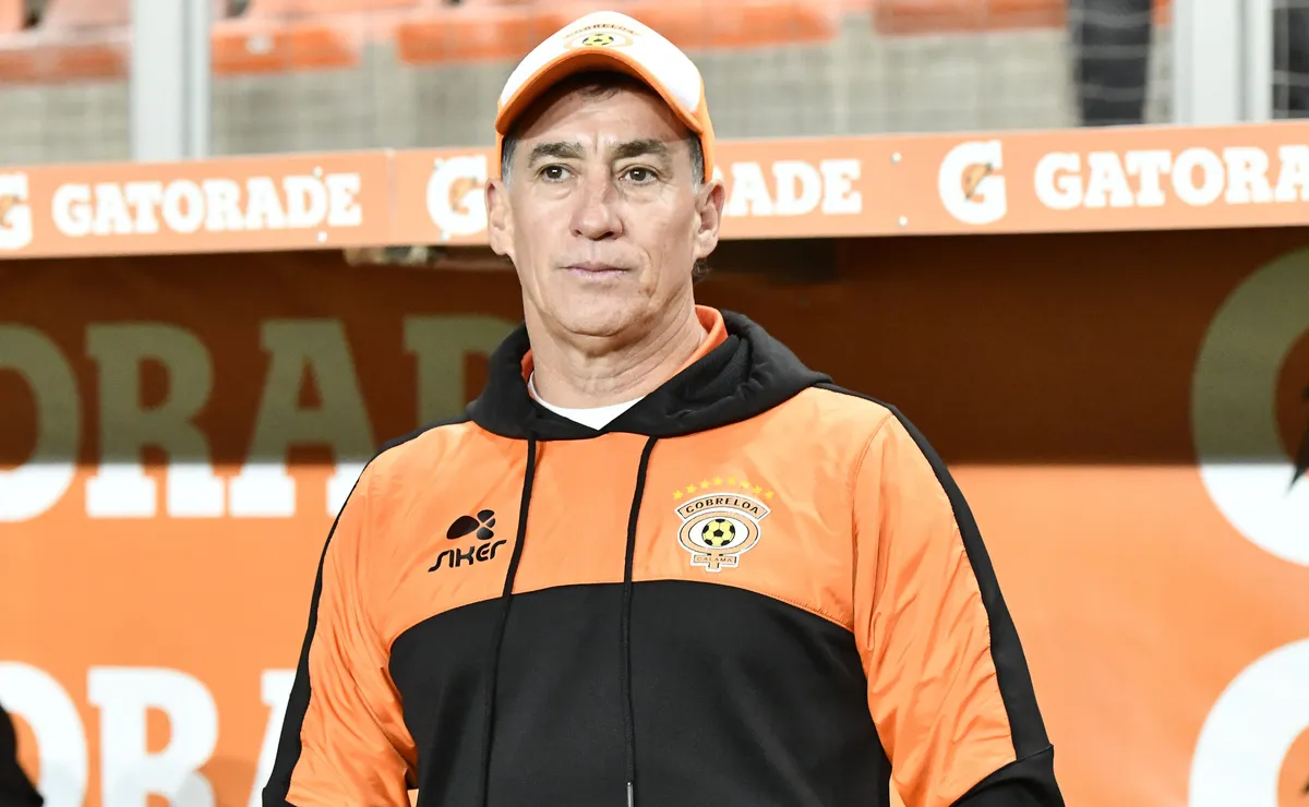 César Bravo analiza su salida de Cobreloa y el futuro del equipo César Bravo analiza su salida de Cobreloa y el futuro del equipo