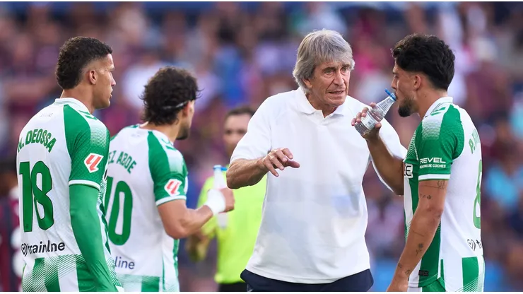 Manuel Pellegrini sigue su preparación en el Real Betis