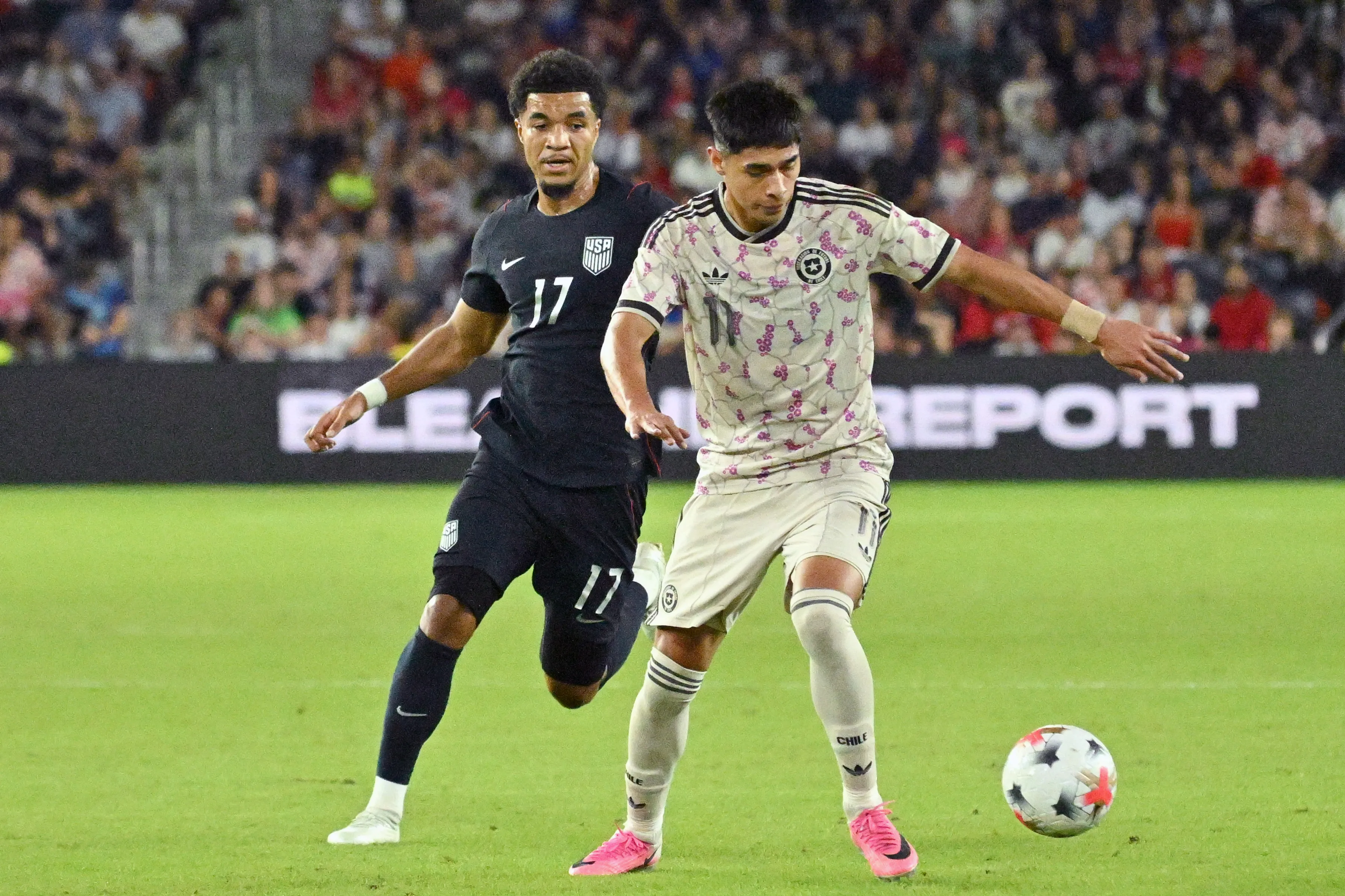 Darío Osorio en acción frente a Estados Unidos. (Jeff Lee/Photosport).