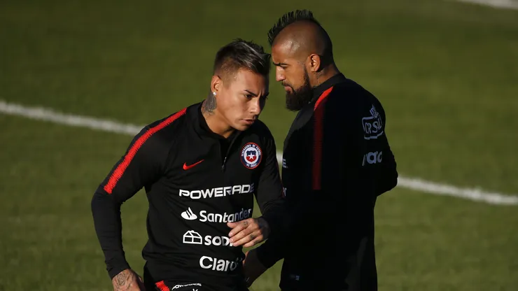Miguel Ángel Neira quiere al capitán de Colo Colo y al goleador de Universidad de Chile en la Roja nuevamente.