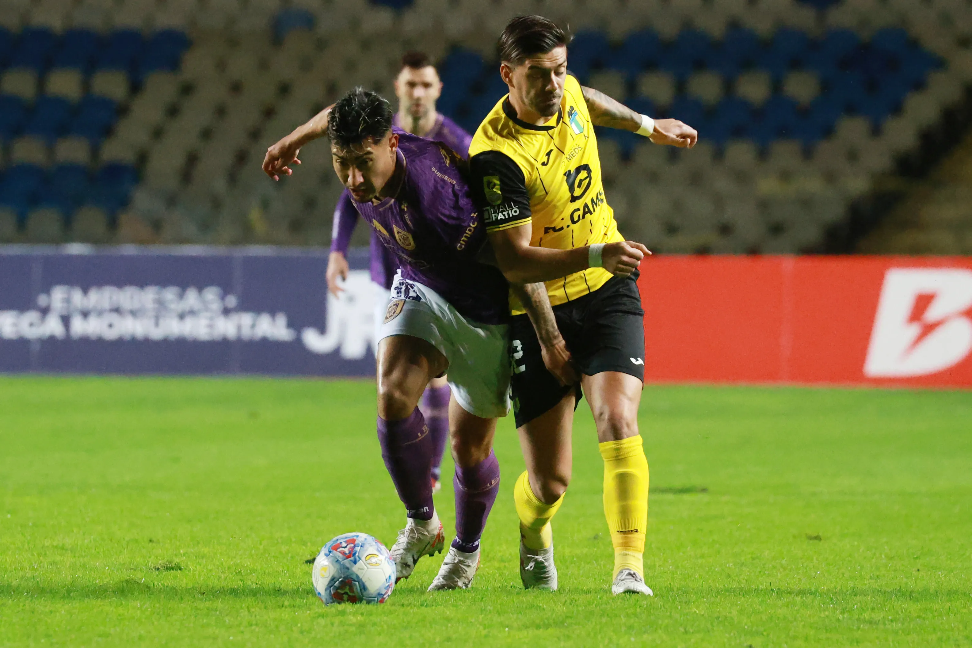 El Capo de Provincia visita a los Lilas por Copa Chile.