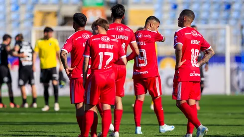 Unión La Calera se hunde en la Liga de Primera.