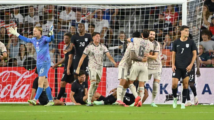 Diego Ulloa marcó el primer gol de Chile ante Estados Unidos.