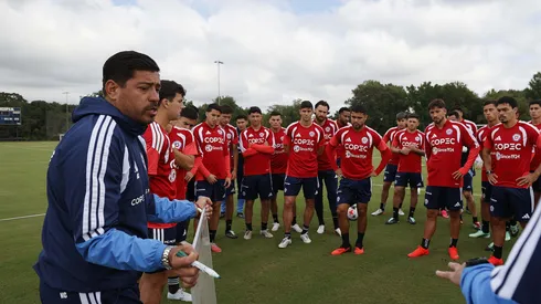 Nico Córdova junto a los seleccionados chilenos