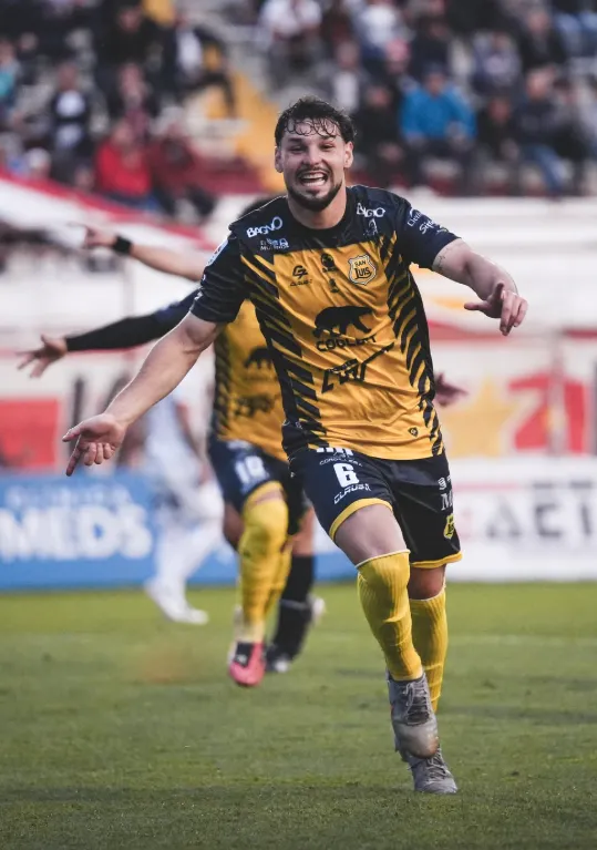 Así celebró Luis Muñoz su gol ante Unión San Felipe. (Foto: San Luis de Quillota).