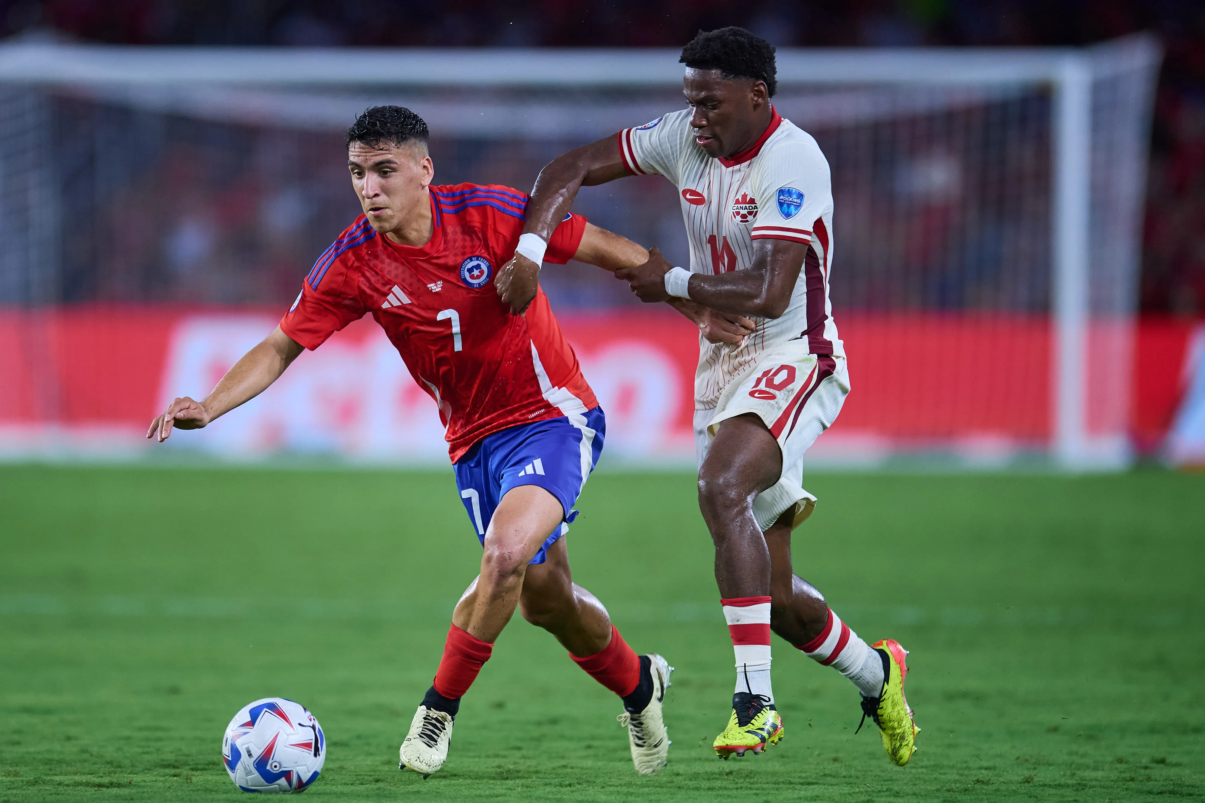 Marcelino Núñez en acción ante Canadá en la Copa América 2024. (Jose Miguel Melgarejo/Mexsport/Photosport).