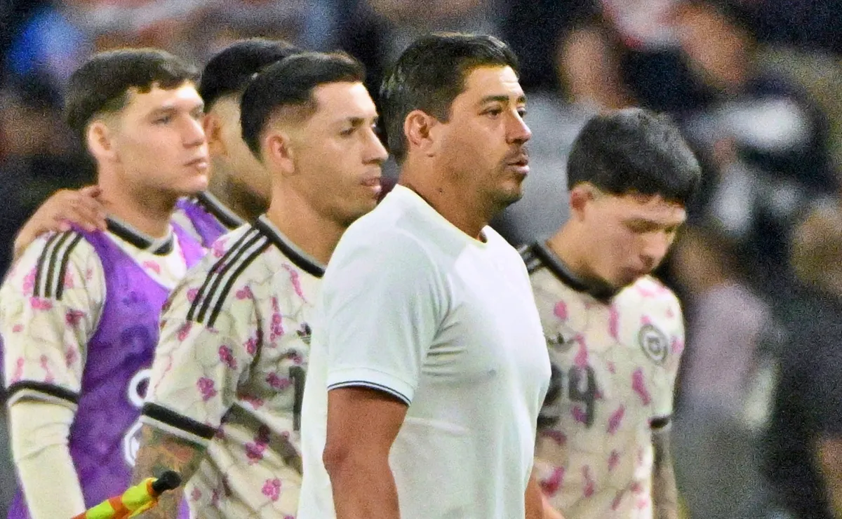 Revelan charla del plantel de la Roja con Córdova Revelan charla del plantel de la Roja con Córdova