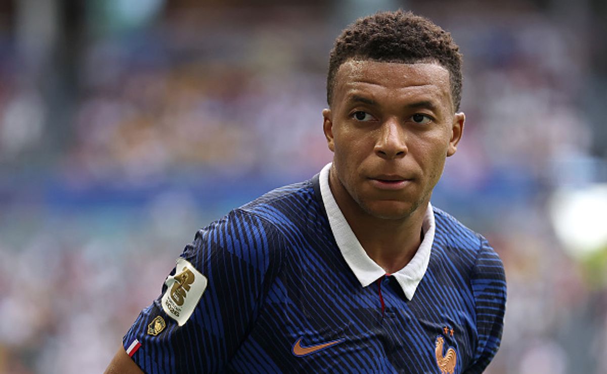 Mbappé recibe duro revés judicial ante PSG: Francia cierra investigación por “acoso moral”
