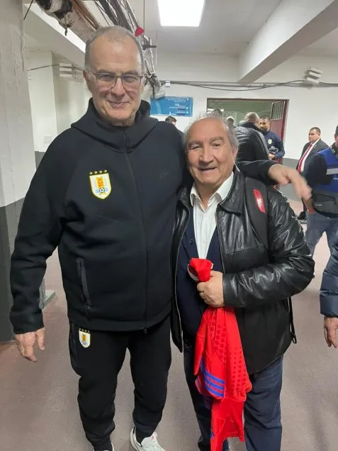 Si hay alguien que conoce bien a Bielsa, es Ernesto Díaz Corra. Imagen: Cooperativa