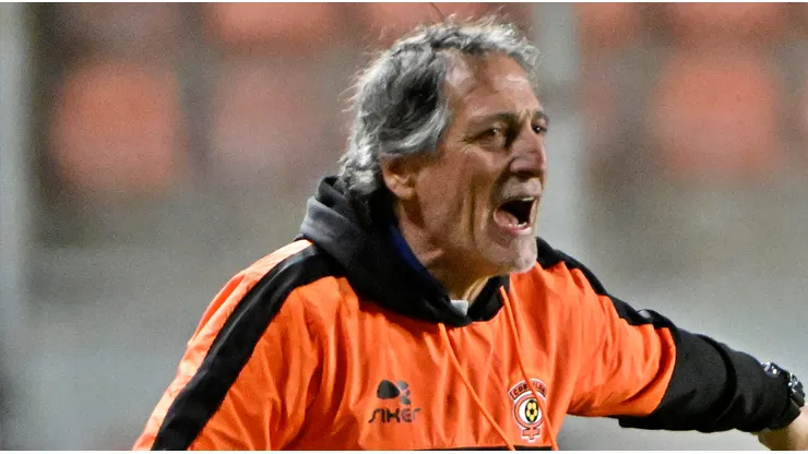 Salas suma dos triunfos al hilo en la Primera B con Cobreloa.