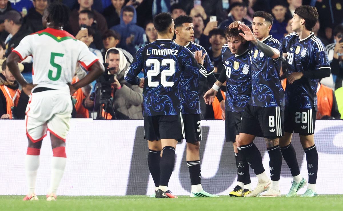 DT de Argentina exige jugar contra “rivales potentes” tras golear a la Sub 23 de Burkina-Faso