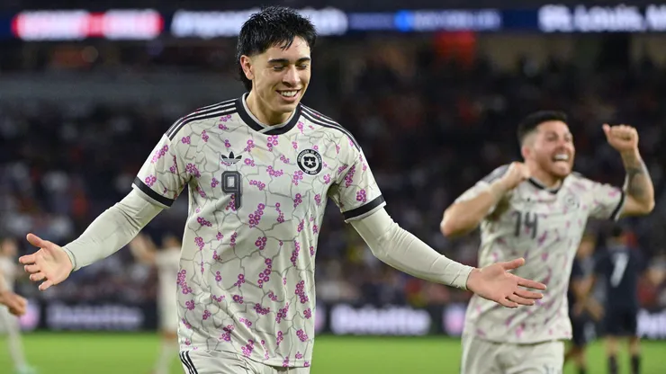 Maximiliano Gutiérrez sale del once titular de Chile.