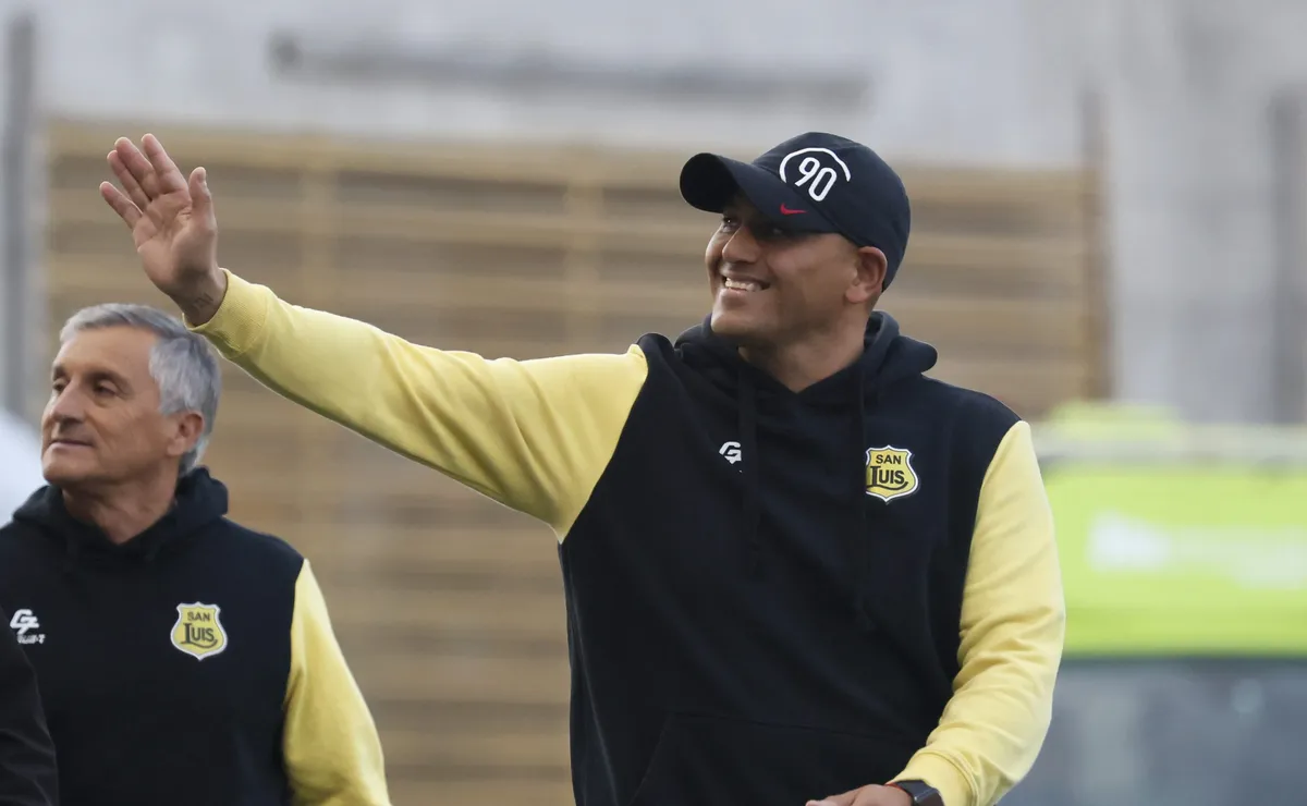 Chupete Suazo revela clave para San Luis pelear título Chupete Suazo revela clave para San Luis pelear título