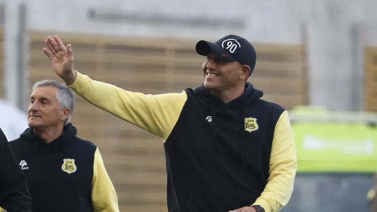 Humberto Suazo quiere dar el golpe con San Luis en Primera B