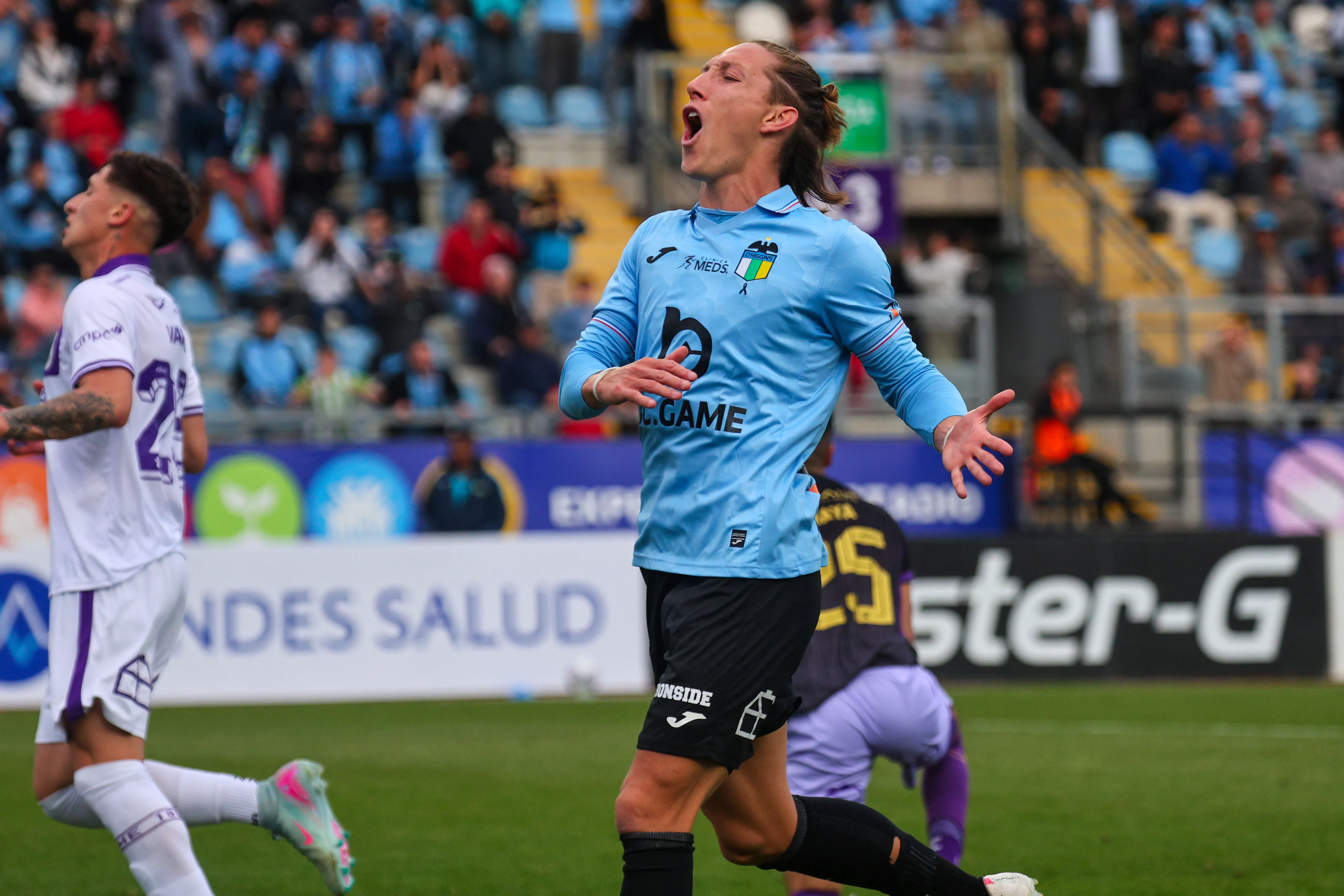 Ignacio Schor tras la espectacular intervención del golero del León de Collao. (Jorge Loyola/Photosport).