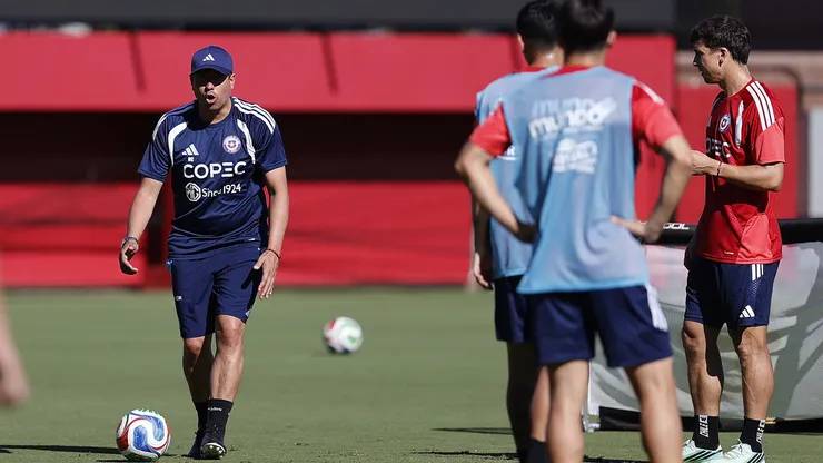 Nicolás Córdova sigue al mando de la selección chilena.