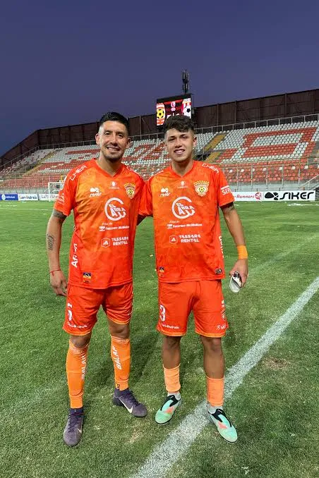 Rodolfo y Youssef González, padre e hijo y ambos defensores de Cobreloa.