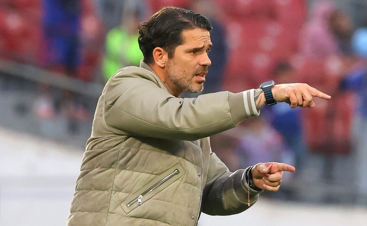 “Se puede ser campeón”: Fernando Gago insiste en que U. de Chile todavía pelea por el título