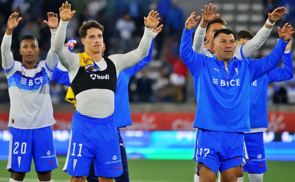Católica vacía la enfermería: Vuelven Gary Medel y Clemente Montes tras largas lesiones