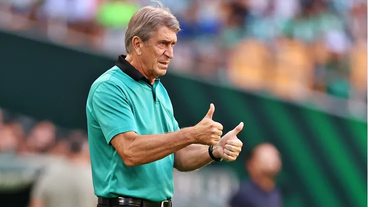 Manuel Pellegrini tiene cláusula para salir de Betis y recalar en la Selección.