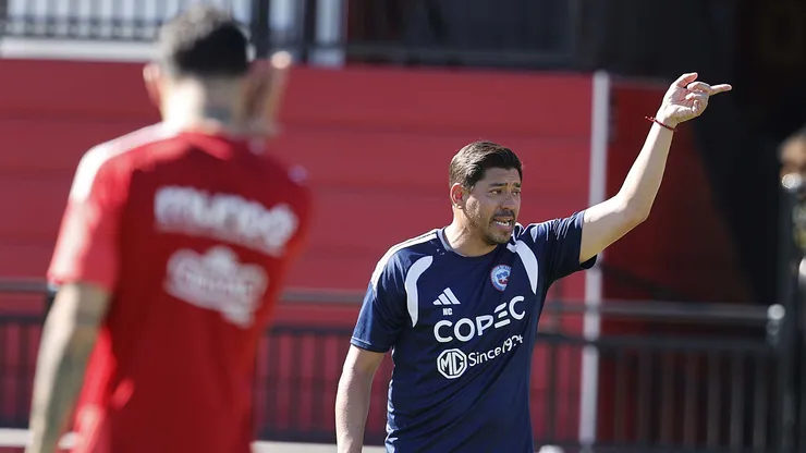 Nicolás Córdova recibe críticas.