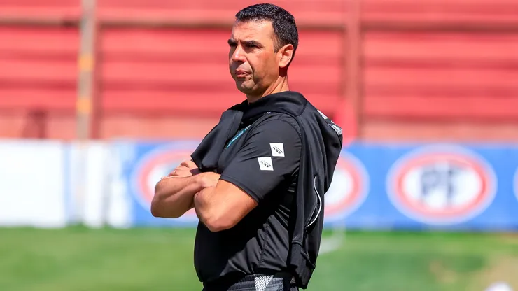 Francisco Palladino continuará como técnico de Wanderers.