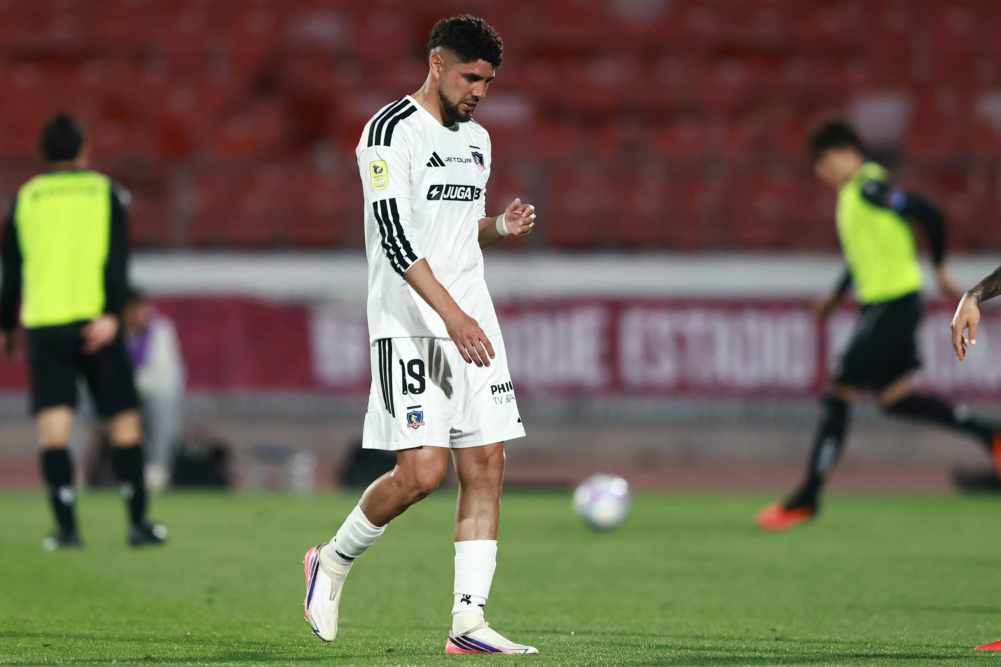 Maximiliano Romero será baja para el Colo Colo vs Puerto Montt de esta noche. | Foto: Photosport.
