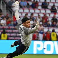 El largo camino de Brayan Cortés para volver al arco de Chile