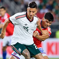 Mexicano regala su camiseta a Córdova y hace brutal autocrítica tras perder vs Chile