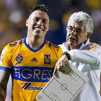 Dirigió a Edu Vargas, fue DT de México y deja la grande tras perder vs Chile