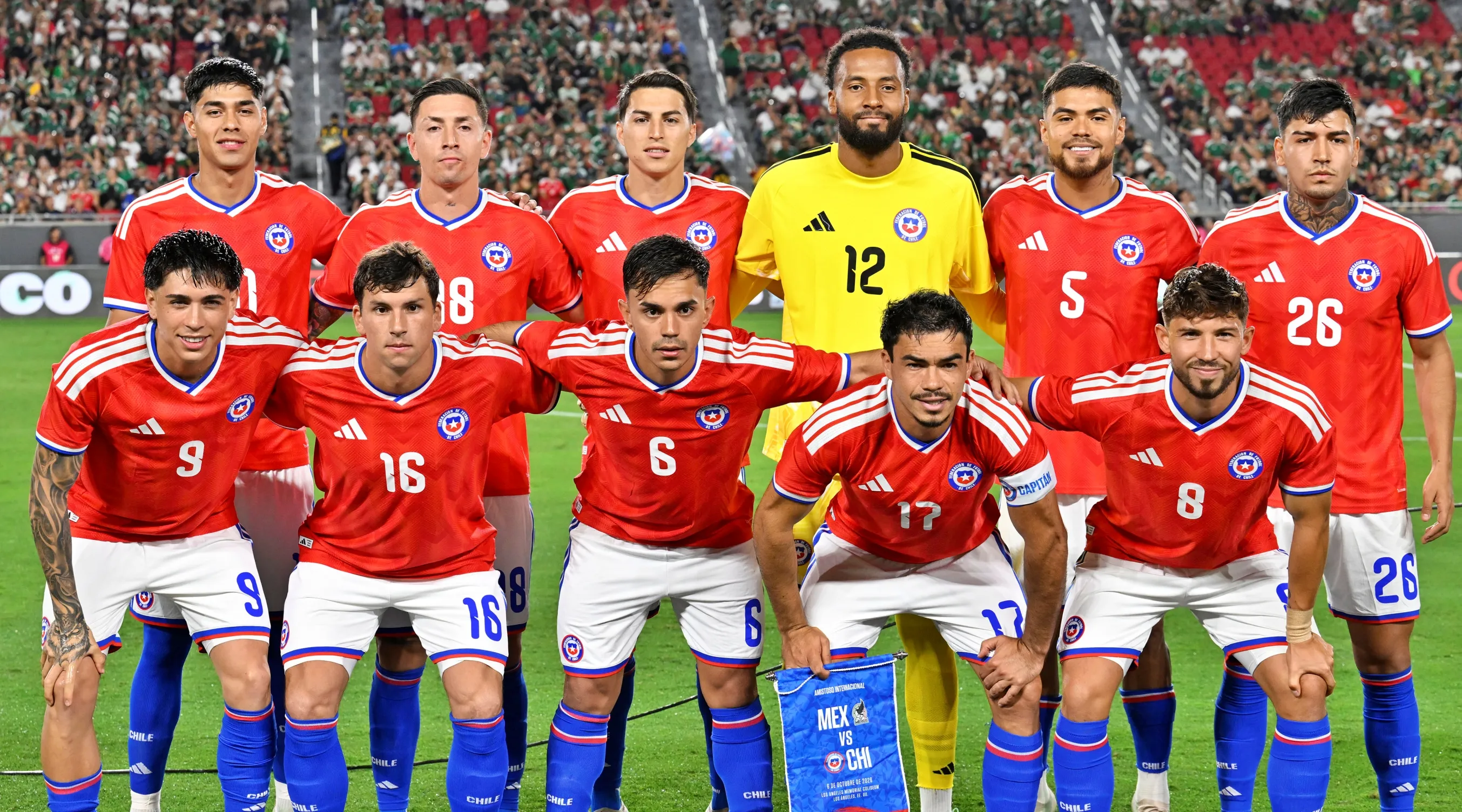 La Roja pudo cerrar esta gira venciendo a México en Los Ángeles.