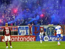Católica debe pagar millonaria indemnización a hinchas de Flamengo